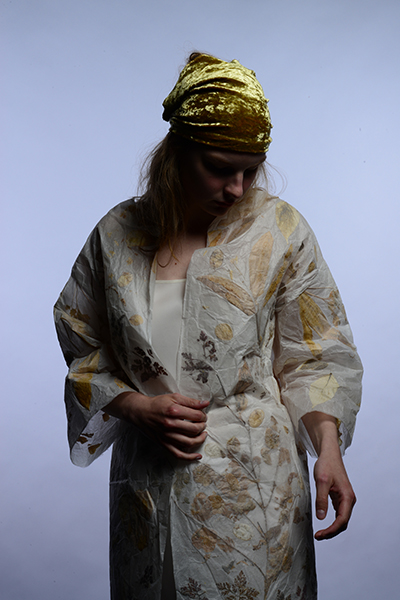 Papierkleider Erinnerungsmantel